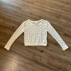 Lace pullover